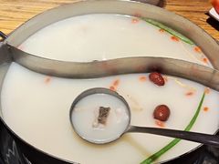 -龙记斑鱼火锅鲜切牛肉自助(红山路店)