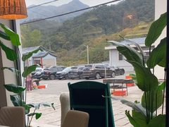 -何适山庄·团餐住宿(水长城P2停车场店)