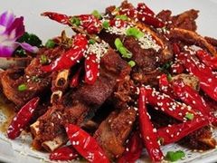 -华龙特色大骨鸡农家菜馆