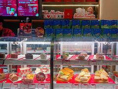 面包甜点陈列柜-Tims天好咖啡(河西万象城店)