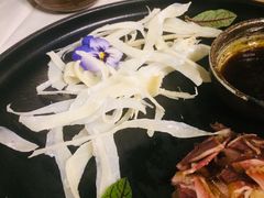 -泓0871臻选云南菜·味庄