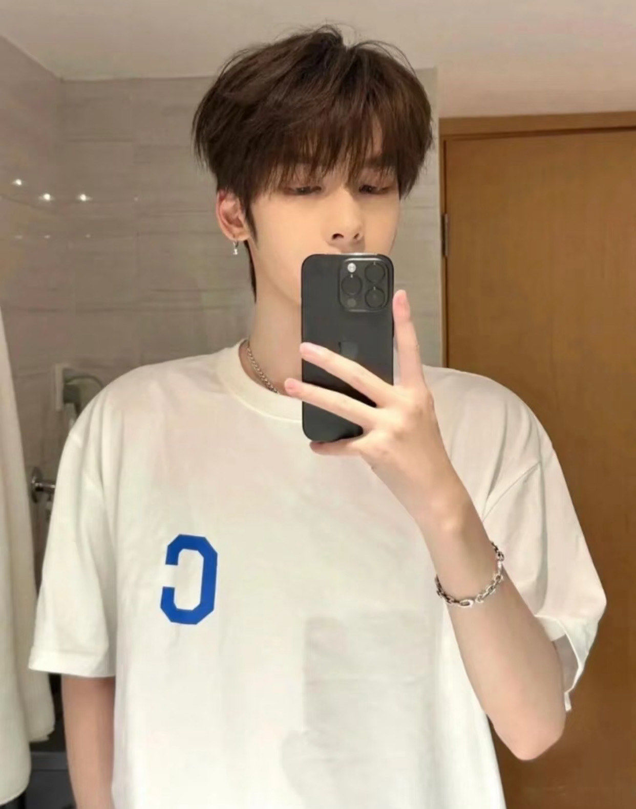 男生显白发色 冷茶棕色