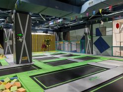 -反弹蹦床公园·亲子乐园·团建·派对(尚品奥莱店)