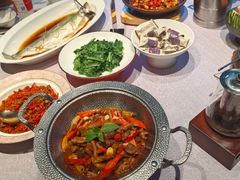 -千百味红餐厅·江西菜(绿地双子塔店)