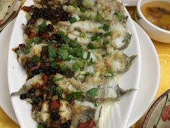 两蒸鲈鱼-海鲜街菜馆(海珠南路店)