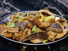-牛一煲美食(江高店)