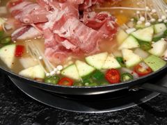 -烤路里·韩国品质自助烤肉(石路天虹4号店)