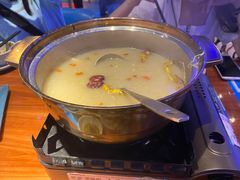 -千岛蚝高压锅生蚝·人参火锅(白云万达店)