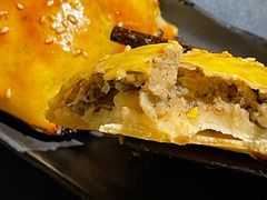 酥皮烤包子-伊带伊路新疆美食府(呼家楼店)