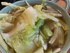 -大众跷脚牛肉馆·非遗传承单位(峨眉山店)