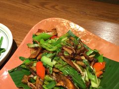 -云海肴·汽锅鸡·云南菜(天山百盛优客店)