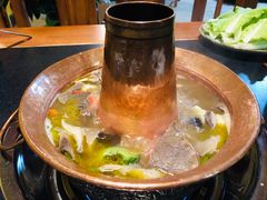 牦牛肉火锅-陀岗美食·云南藏式特色餐厅