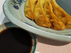 -老新隆牛肉锅贴(新街口店)