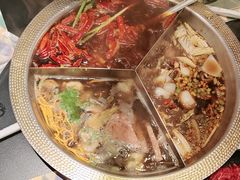 -廖掌柜·重庆鲜货火锅(上海首店)