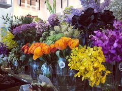 -FLOVIE FLORIST CAFE