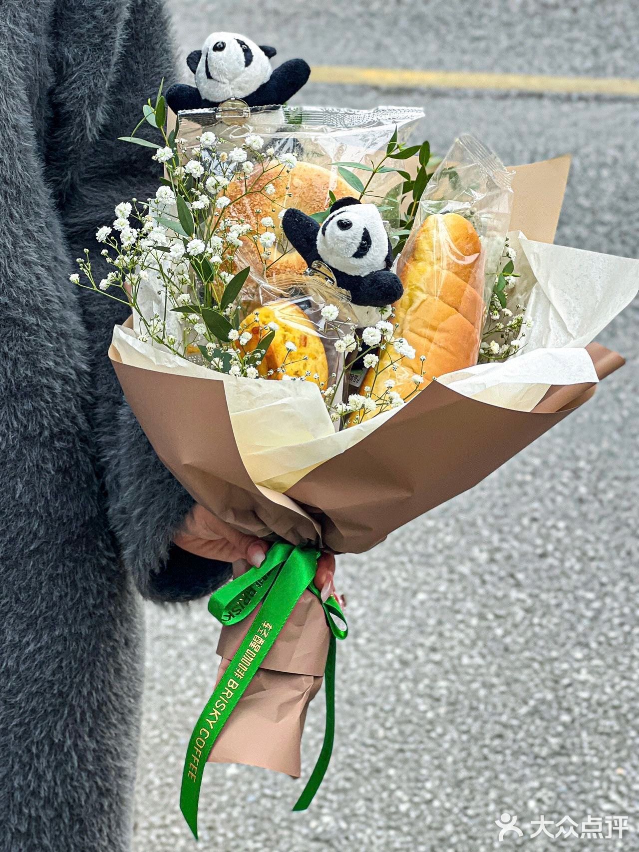 苏州也能get花束面包💐愿你有面包也有爱情…
