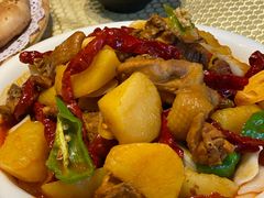 新疆大盘鸡-巴扎美食·新疆菜·西域歌舞表演餐厅(新疆大厦店)