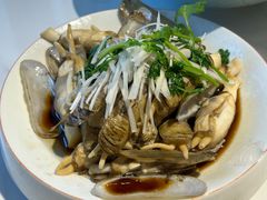 -嗨辣小聚·盘锦河蟹·海鲜烧烤龙虾(盘锦十年好店)