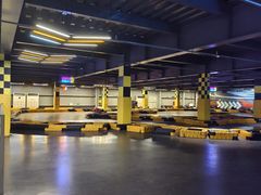 -极限PLAY运动娱乐新世界·团建派对潮玩休闲馆·室内蹦极高空游乐园