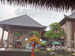 -乌布德传统市场