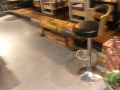 -苹果树下艺术餐厅(宋庄店)