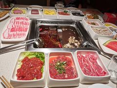-海底捞火锅鲜切牛肉主题店(长寿路店)