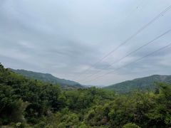-梅岭月亮湾山体公园