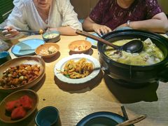 -九锅一堂酸菜鱼(学府凯德店)