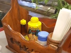 -Ed's Eating House - Family Restaurant