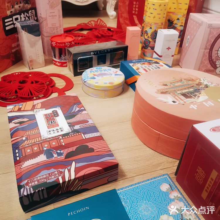 [红包]春节送礼清单|[礼花]送人玫瑰🌹，手有余香