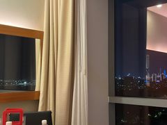 -上海浦东康桥绿地假日酒店