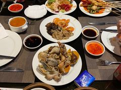 -大中华希尔顿酒店-念自助餐·嗨啤·小龙虾