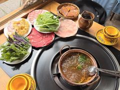 -银同牦牛肉火锅