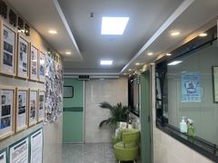 -半岛宠物医院24小时·内窥镜·牙科·碎石中心(府城大道店)