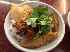 -猪脚洪隆江猪脚饭