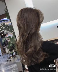 -时尚殿堂明星门店