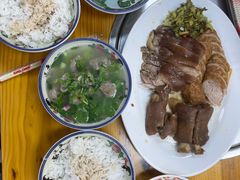 -明姨仔潮汕美食·碳炉猪脚·汕尾牛腩饭·起片鸡煲(起义路店)