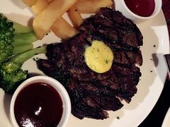 -WOLFGANG PUCK KITCHEN & BAR(迪士尼小镇店)