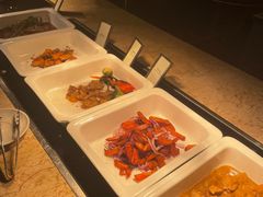-大中华希尔顿酒店-念自助餐·嗨啤·小龙虾