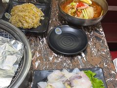 -啊美丽炭火烤肉(滑翔一店)