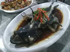 -四川小胡子海鲜(丁村万人海鲜广场店)