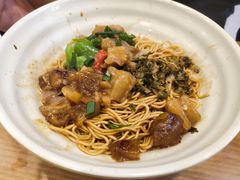 -佬钱湾仔(衣裳街店)