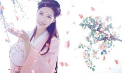 点击看大图 -后宫·古装汉服京剧儿童亲子全家福摄影