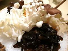 菌菇拼盘-余欢领鲜火锅(新街口店)