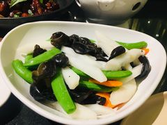 -鹿港小镇(霄云店)
