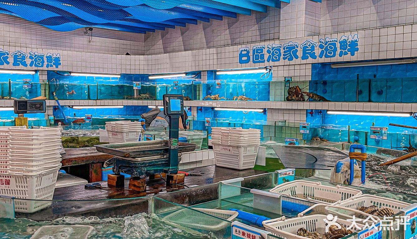 三亚美食必吃榜❗️达叔海鲜平价大排档