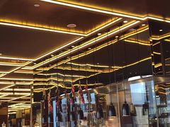 -大中华希尔顿酒店-念自助餐·嗨啤·小龙虾