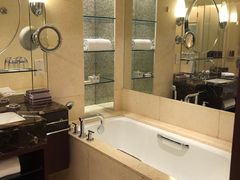 -上海波特曼丽思卡尔顿酒店