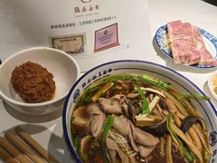 -镇南锅盖面馆(解放路店)