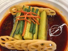-乡村馕坑肉·烧烤·新疆菜·本地人更爱吃(阿勒泰首店)